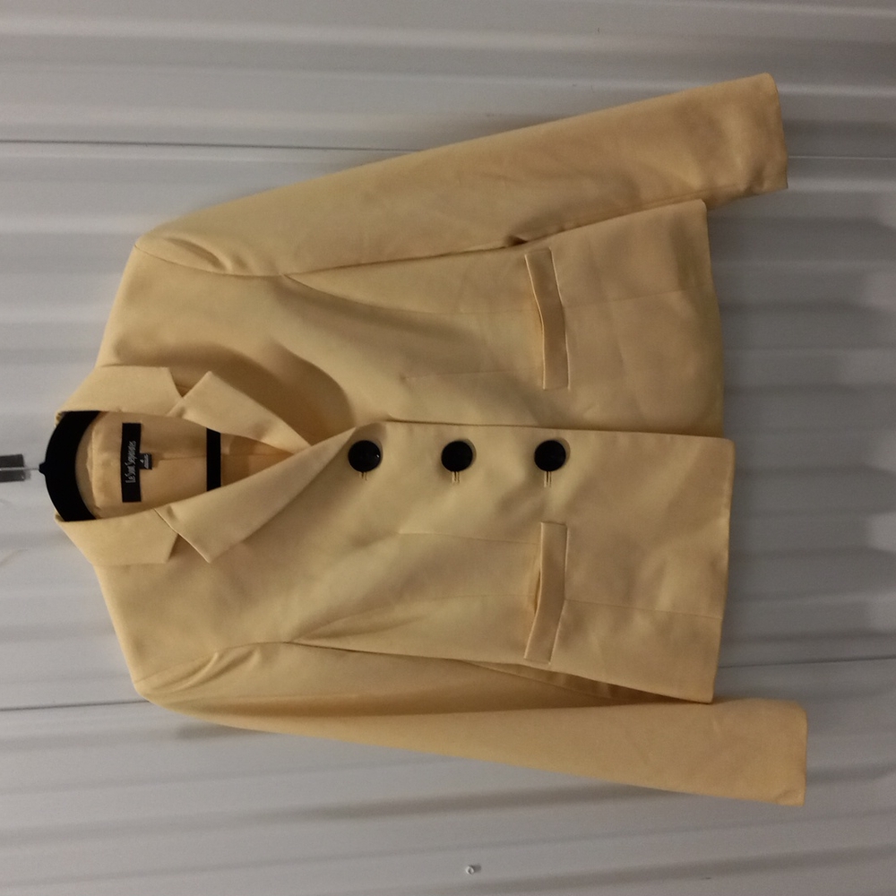 Suit jacket.